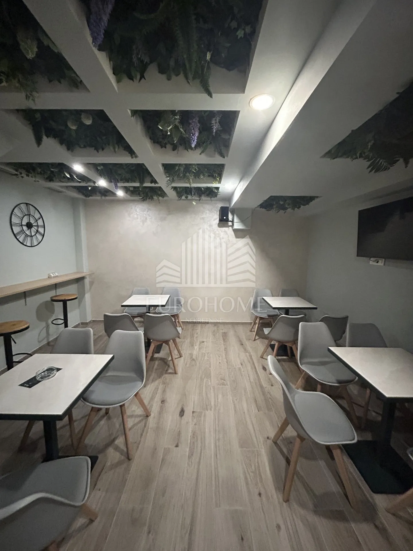 renoviran i opremljen poslovni prostor od 70m² u centru zagreba - slika 19