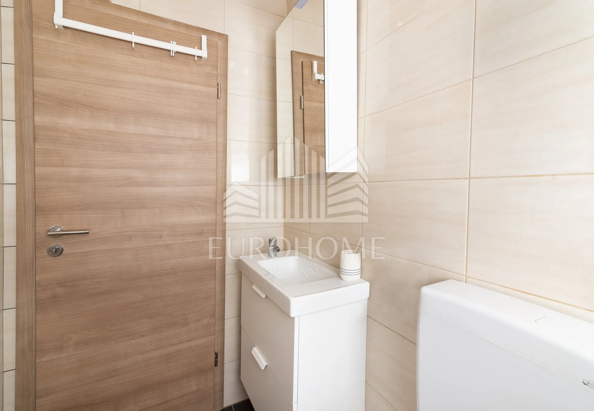 prilika! villa s bazenom 280m2, posedarje - slika 29