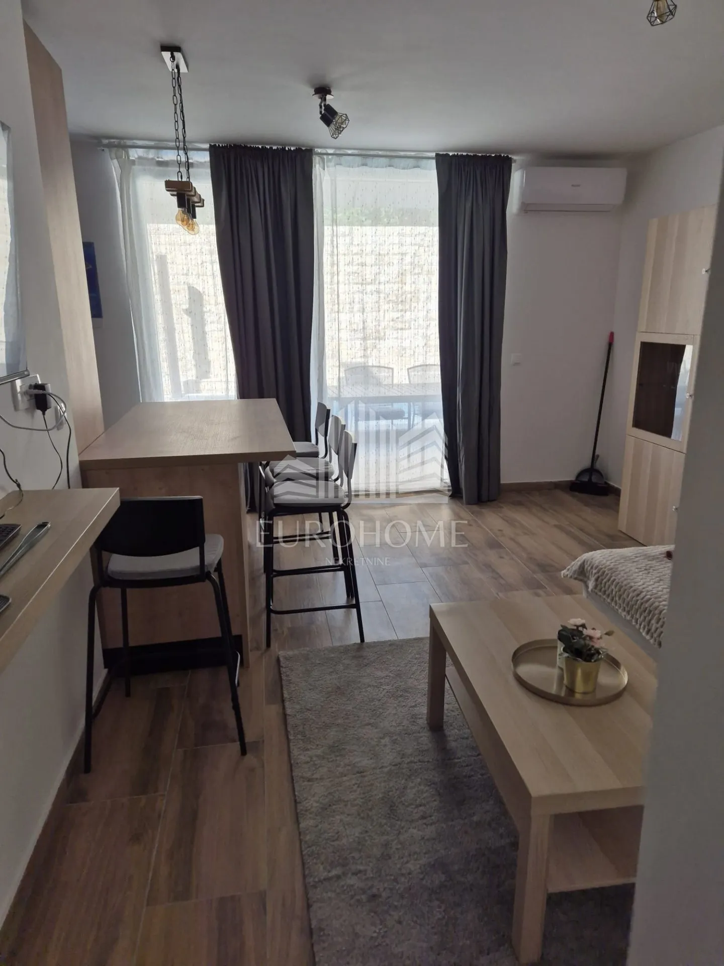 gajac, škuncini stani, apartman s bazenom, kompletno namješten! - slika 5