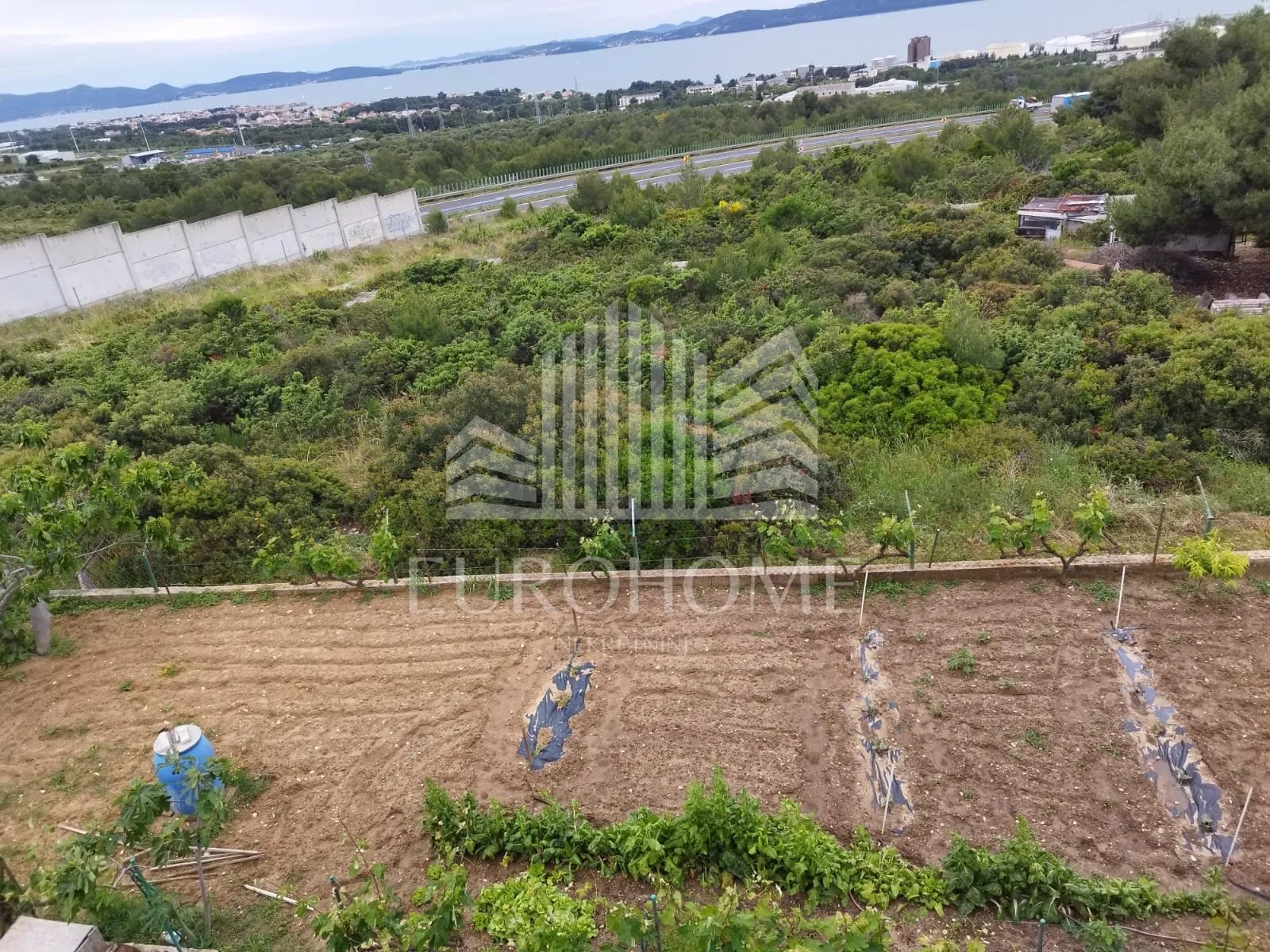 zadar-ploča , kuća(462m2) - slika 6