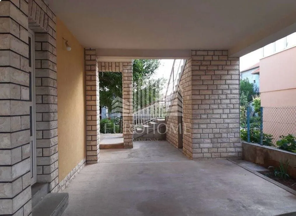 zadar- smiljevac- kuća, 186m2, 1930€/m2 - slika 4