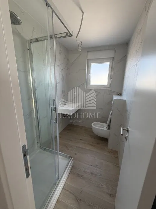 3-soban stan 90 m², lođa, 2 kupaonice, 2pm - slika 10