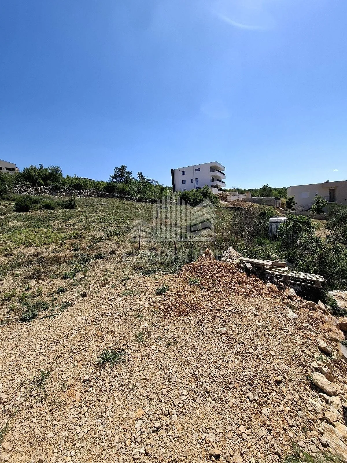 maslenica- građevinsko zemljište s projektom - slika 13