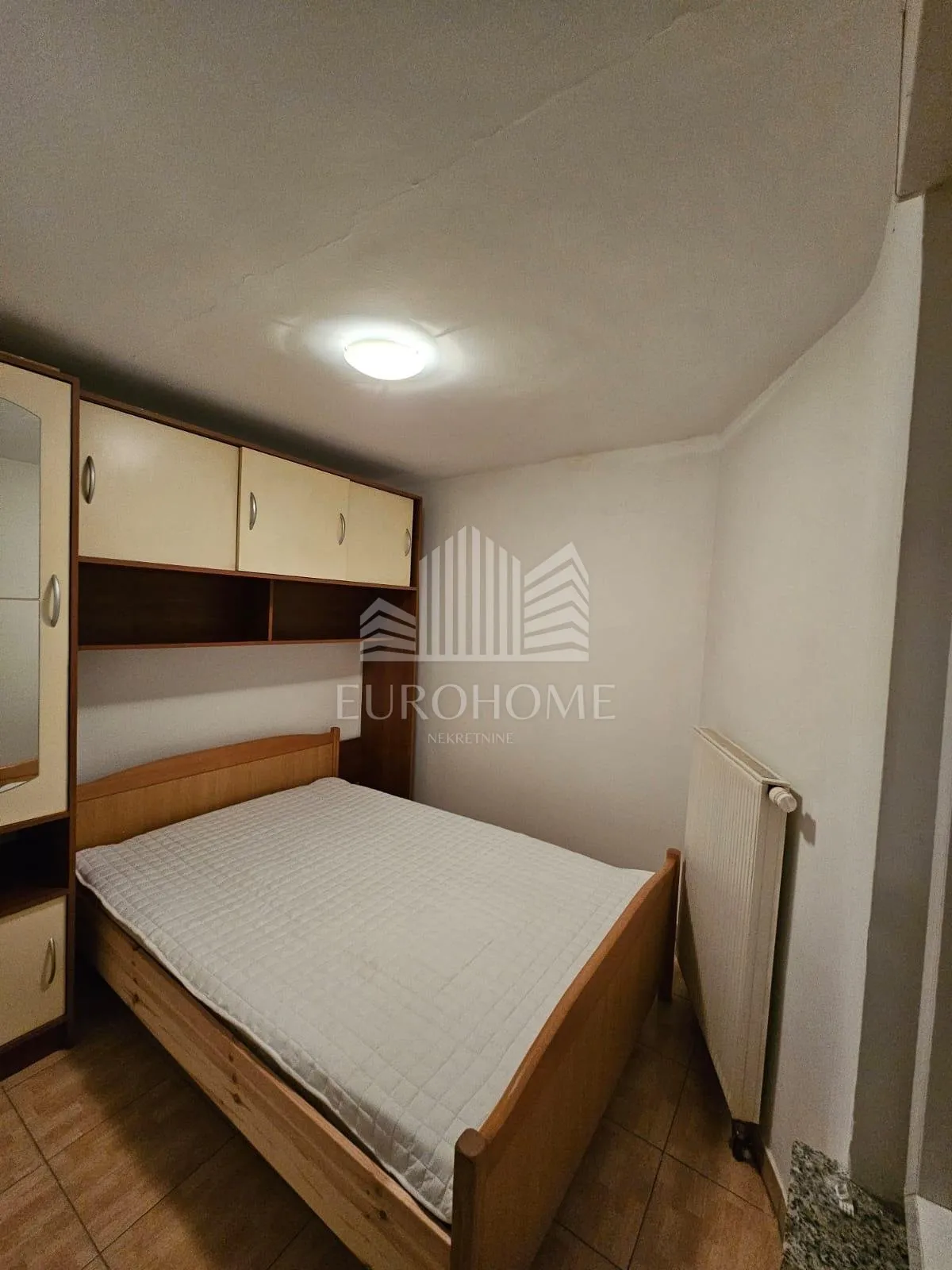 zagreb, kruge dvosoban stan 17 m² - slika 5
