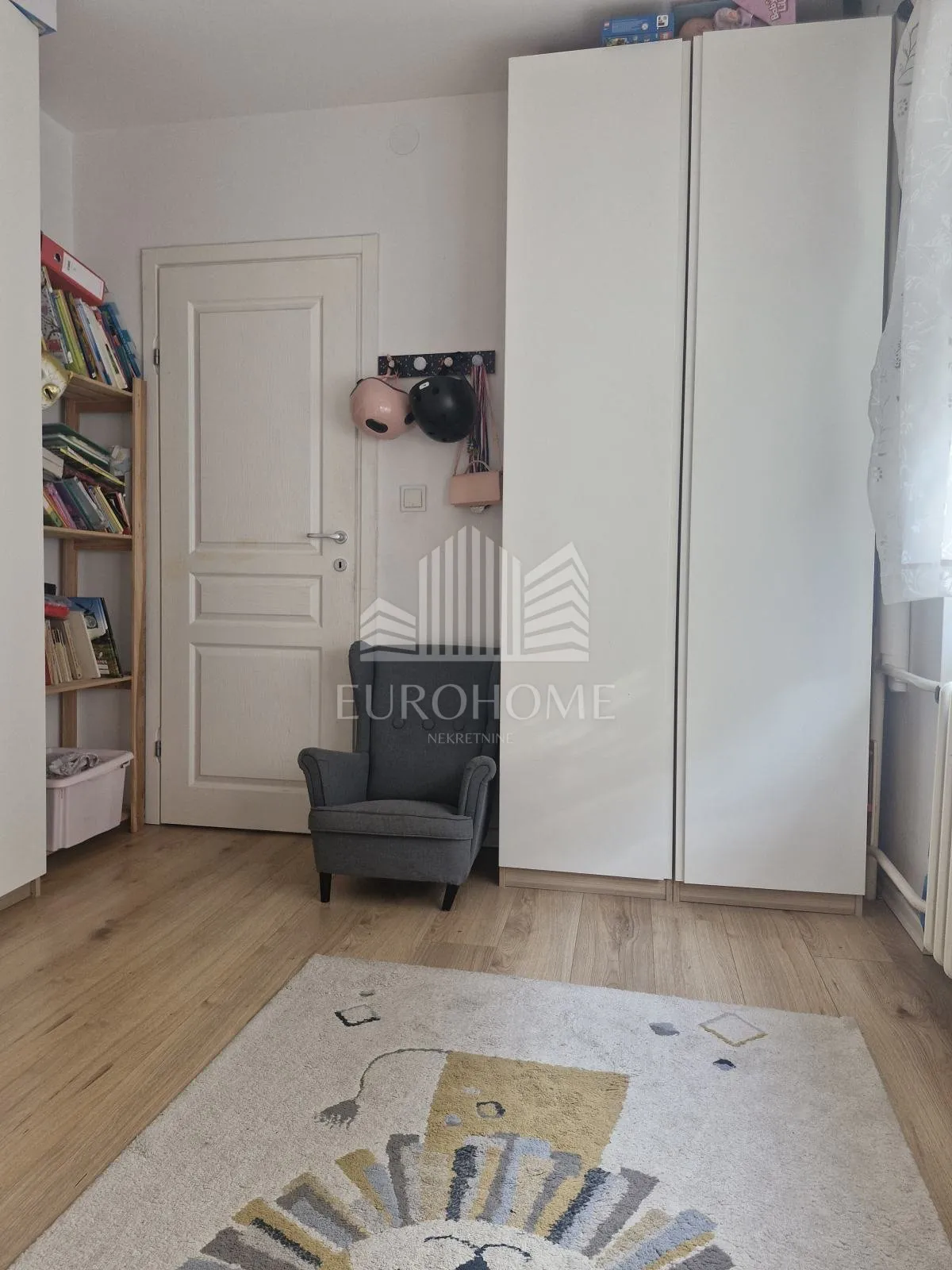 moderan 3-soban stan za najam u trnskom 60 m² - slika 10