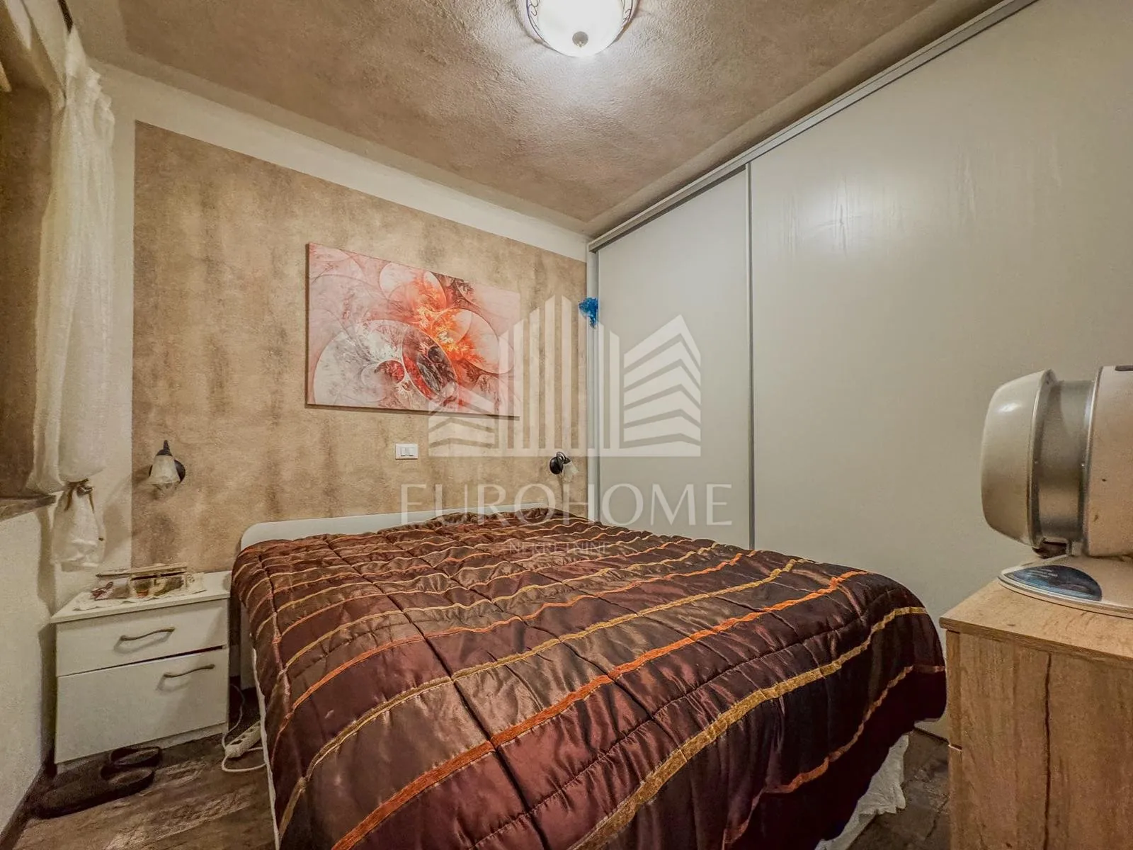 zadar-murvica dvije kuće s bazenom na1000m2 zemljišta - slika 12
