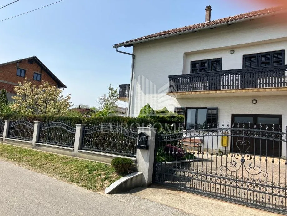 Prostrana kuća 200 m² – Stupnik, mirna zona, vrt, garaža - Gornji Stupnik, Stupnik