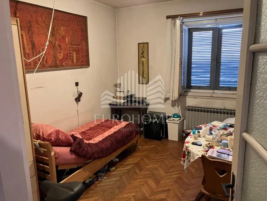 2,900€/m2 .. 3s stan za adaptaciju 86m2 sa terasom - trešnjevka - - slika 4