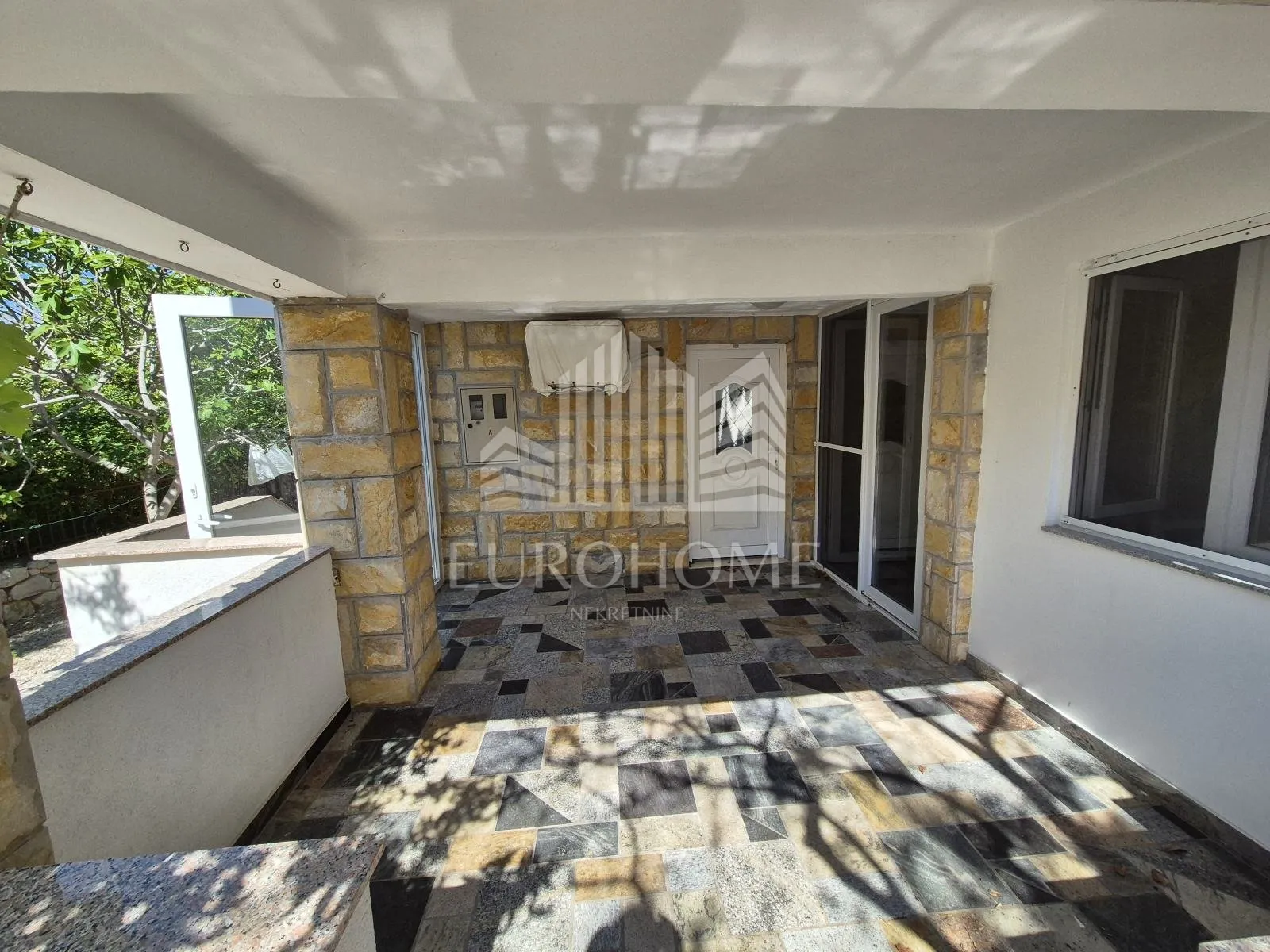 vinjerac, kuća s 4 apartmana, 70m od mora - slika 11