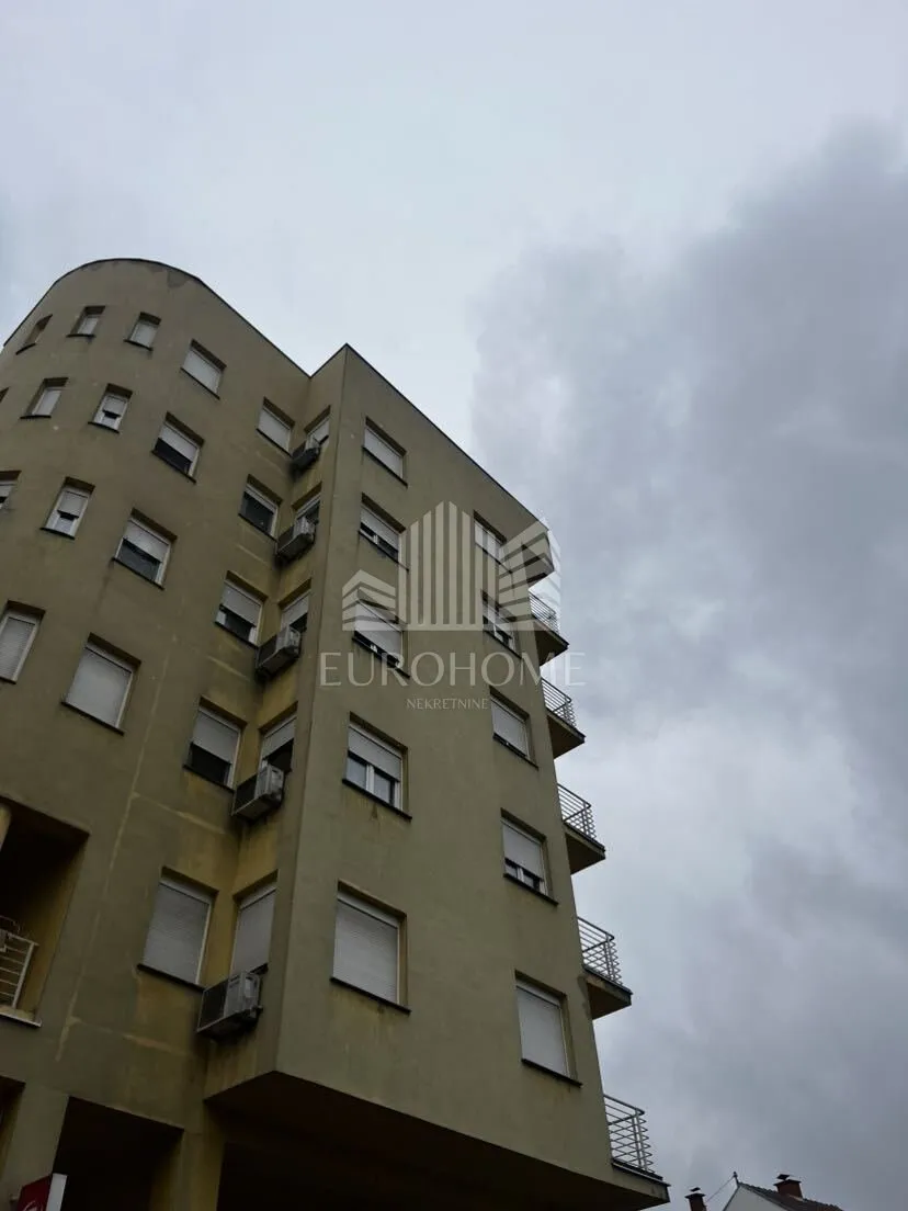retfala, namješten trosoban stan, lift, garaža, 125m2 - slika 31