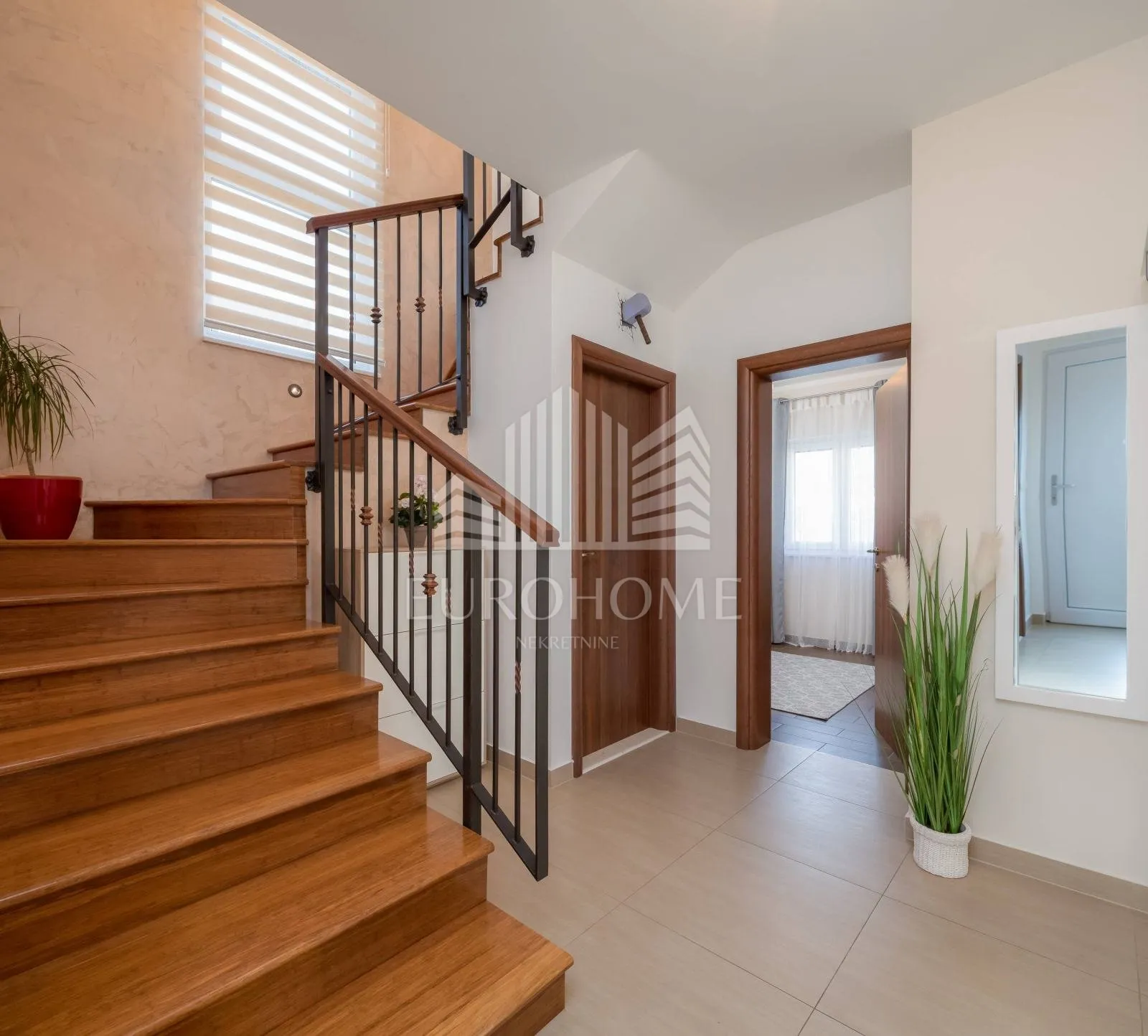 split- kaštela - villa for rent until 1.5.2026 and after 1.10.2026 - slika 6