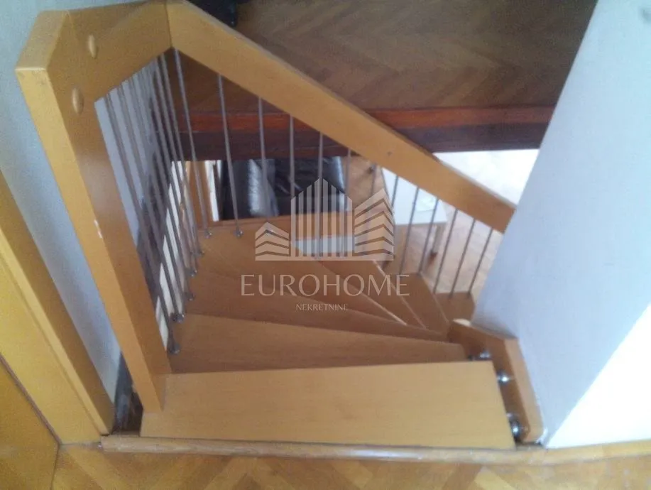 peterosoban stan 140m2, donji grad - slika 7