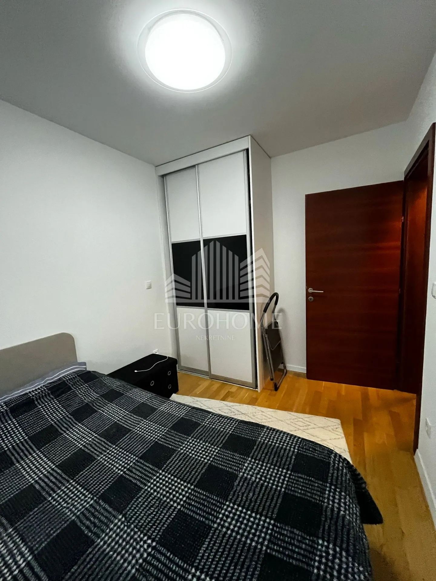 moderno namješten 3s penthouse 63m2, 2 lođe, vpm - veliko polje - - slika 11