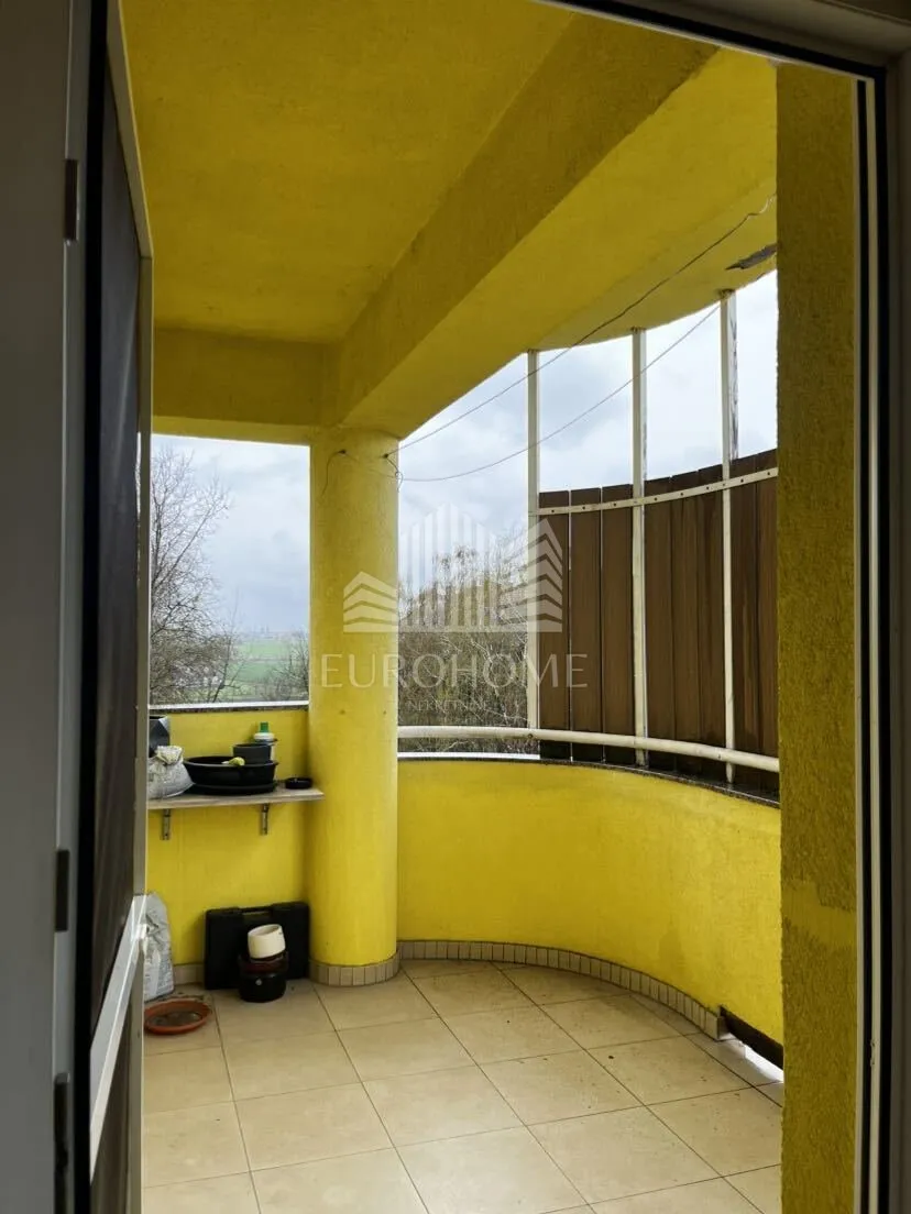 retfala, namješten trosoban stan, lift, garaža, 125m2 - slika 24