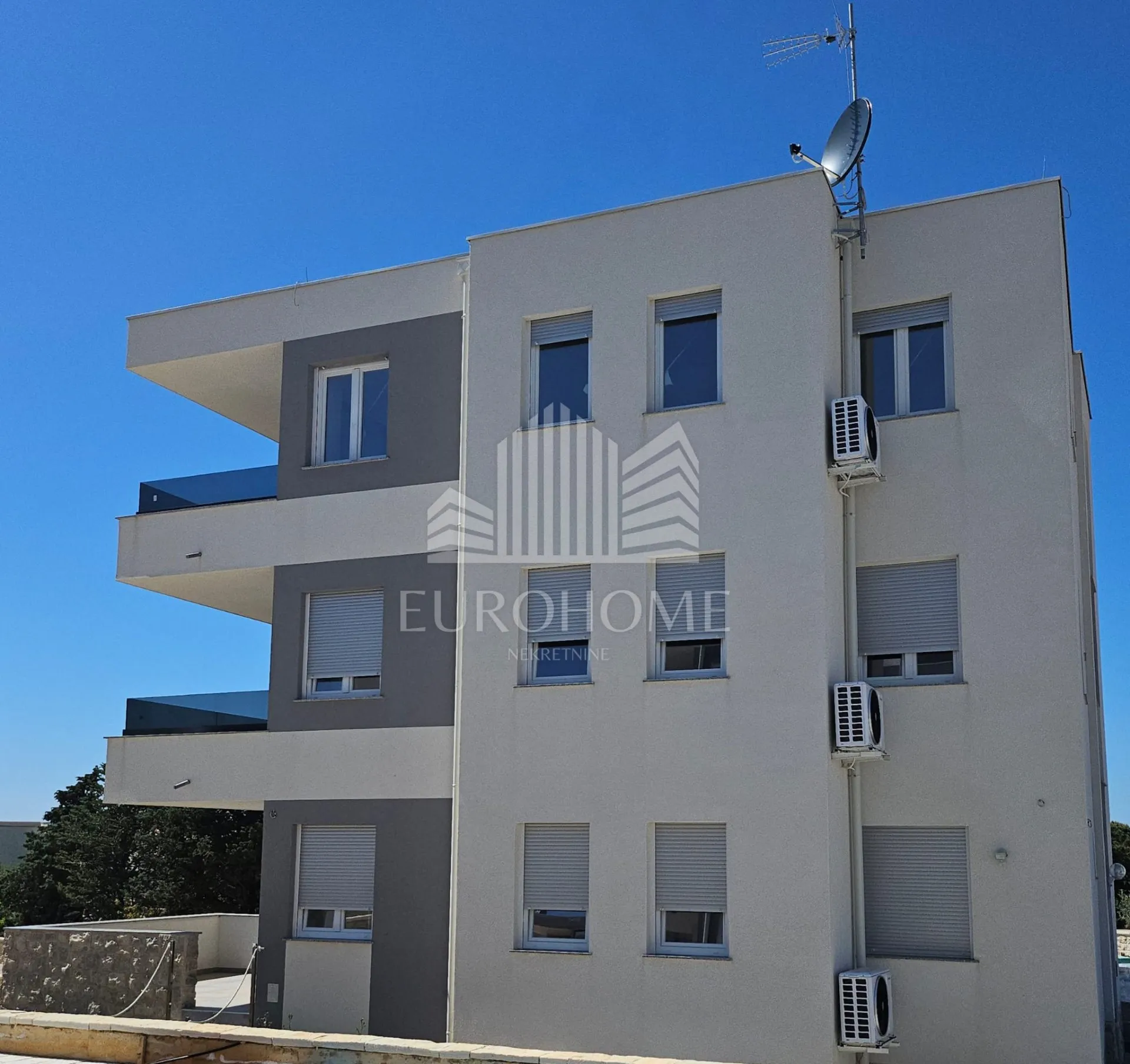 novalja, novogradnja, odmah useljivo, 3-sobni stan, 71m2+2pm - slika 2