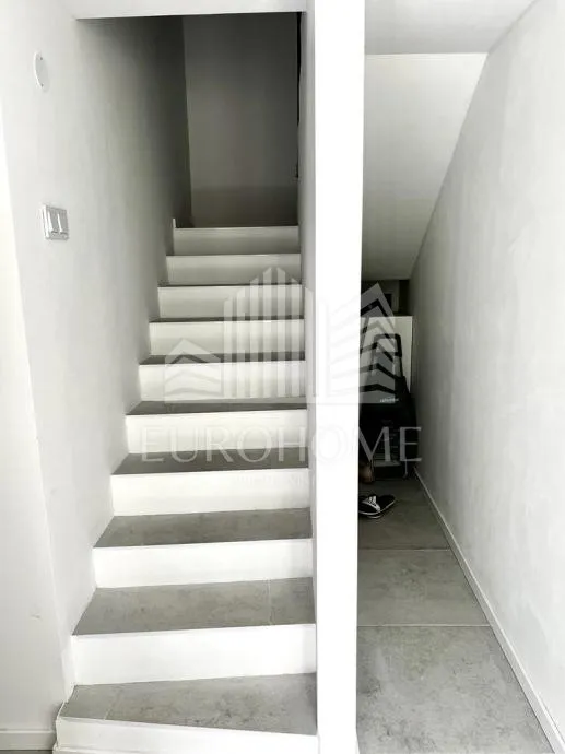 prilika ! novouređena kamena kuća, veli iž, 125,00 m2 - slika 16