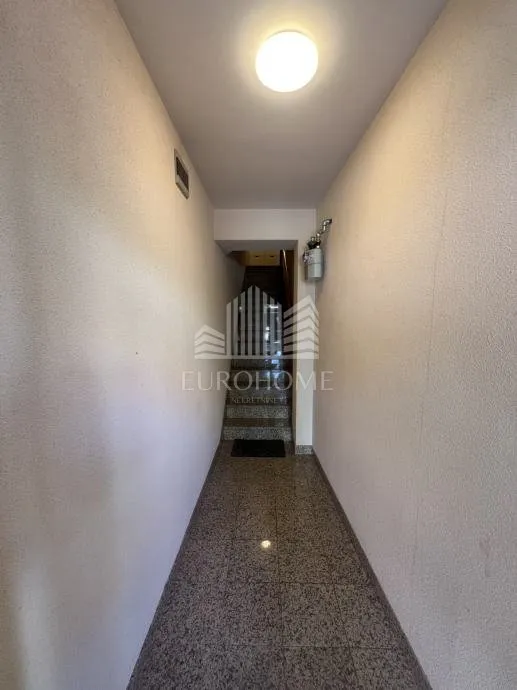 ravnice, dvosoban stan s garažom, 74,04m2 - slika 10