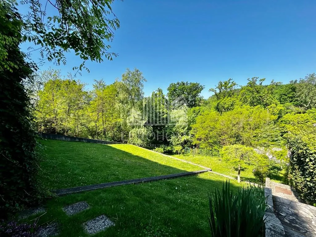 pantovčak, vila sa bazenom, 430m2 - slika 33