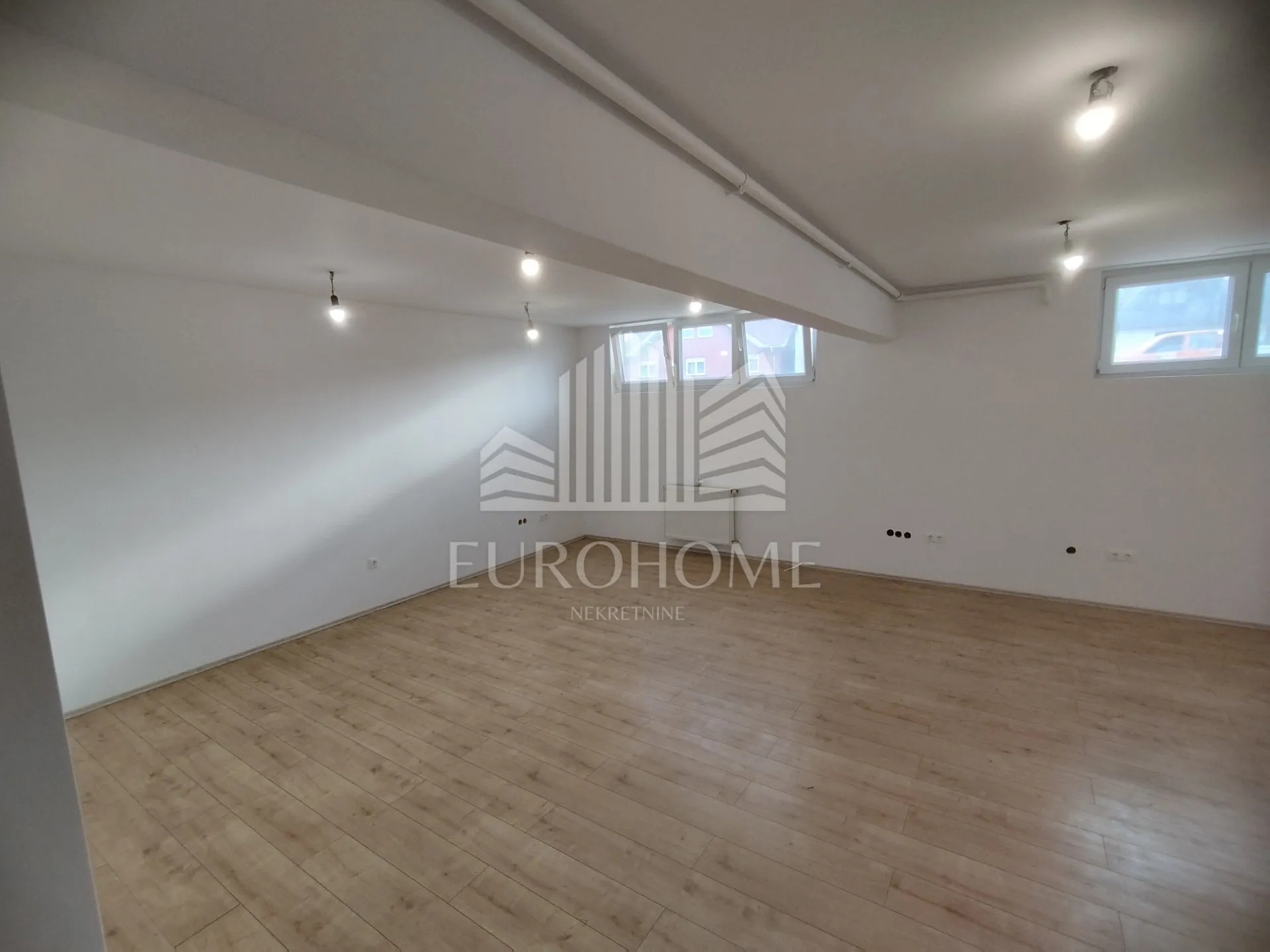 prostran i svijetao stan u velikoj gorici, 86 m² - slika 1