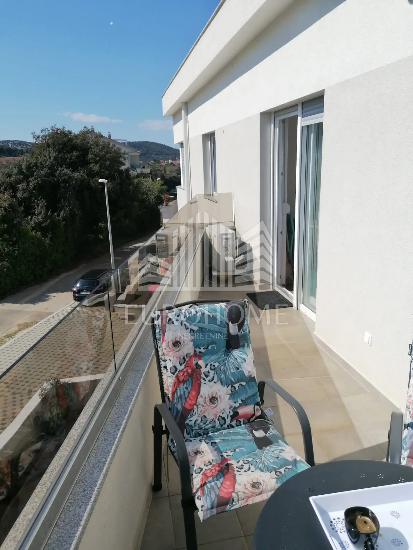 divan 4s stan 80m2 + vpm/terasa, kraj/pašman - slika 3