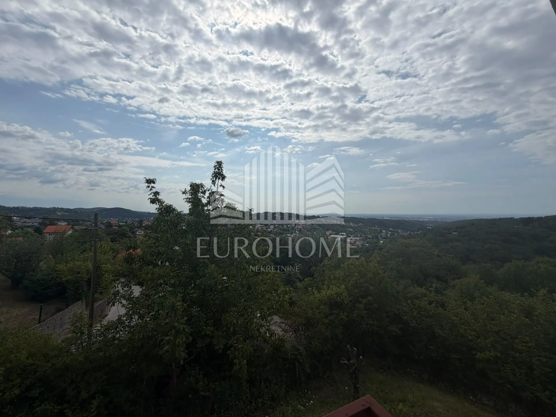 top lokacija! dvije kuće, 1.350 m², otvoren pogled na zagreb - slika 12