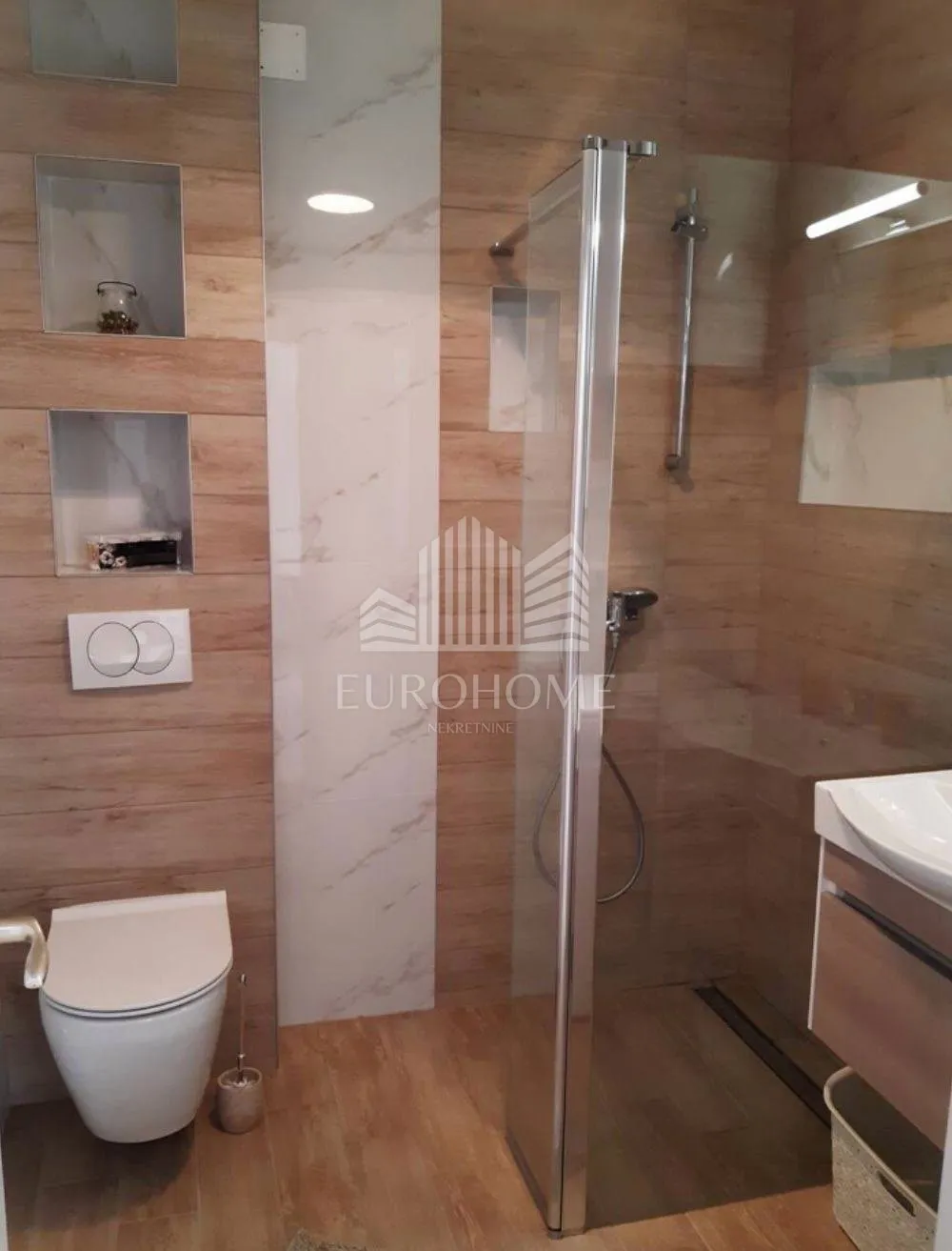 zadar- smiljevac- kuća, 186m2, 1930€/m2 - slika 15