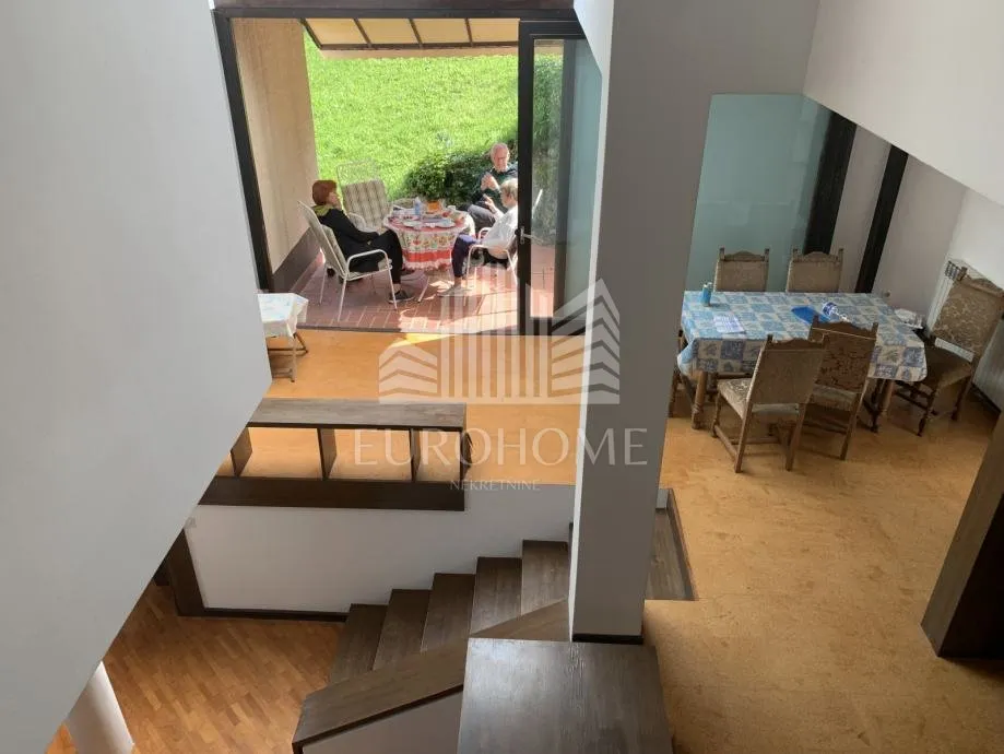samobor kuća-panoramski pogled 340.00 m2 - slika 9