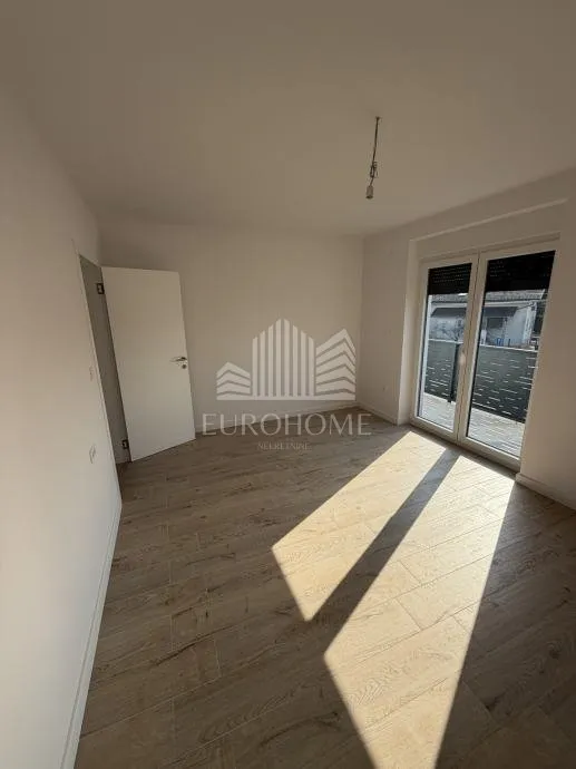 odlična cijena! 3-soban stan 90 m², 2 parkirna mjesta, a+ - slika 5