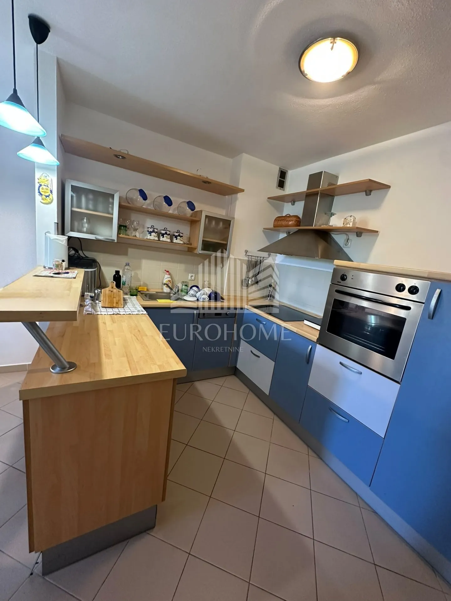 nin - trosoban stan 60m², 150 m od mora, parking - slika 11
