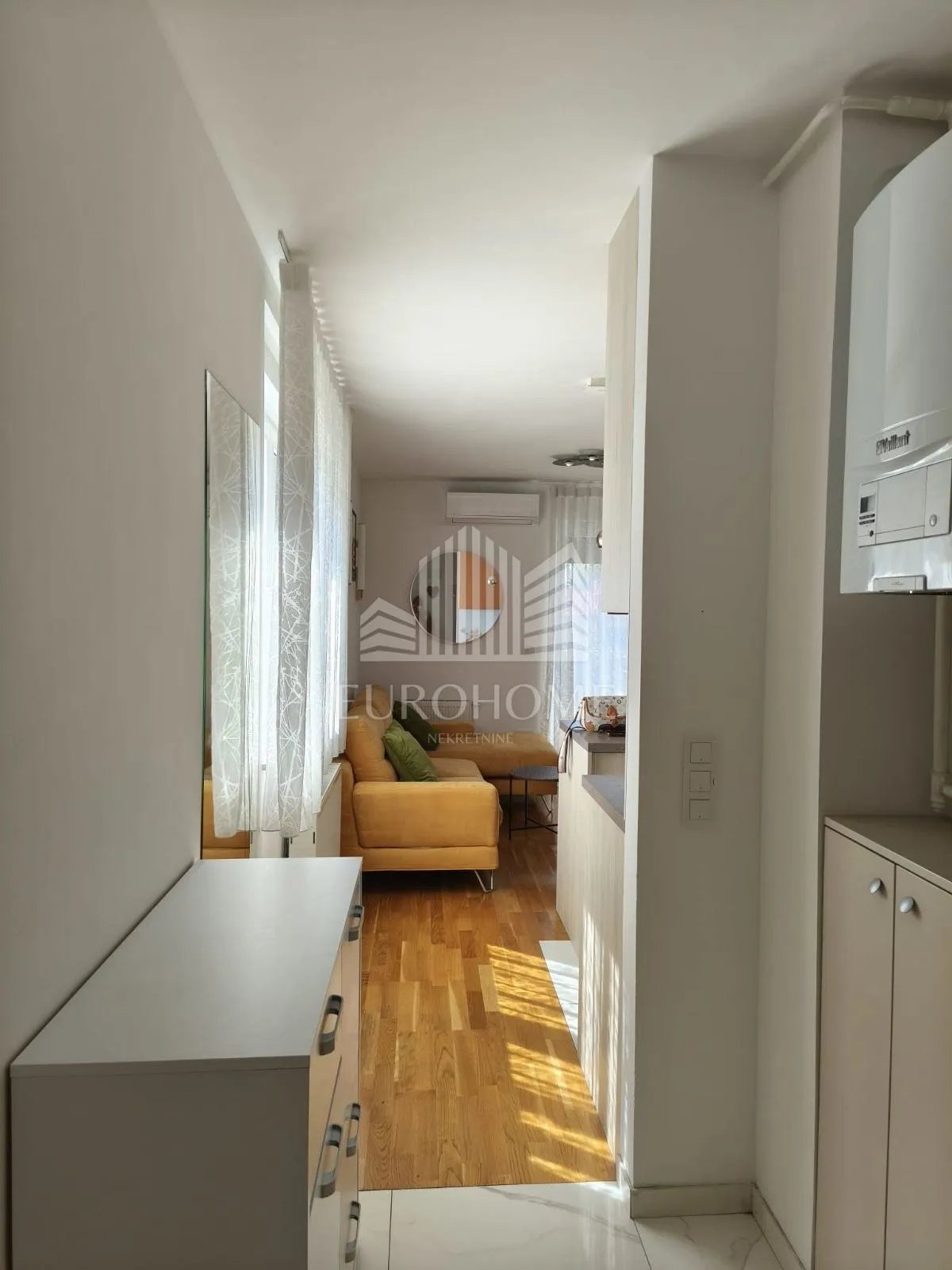 prvi najam 3-sobni stan 49 m², novogradnja, balkon i parking - slika 5