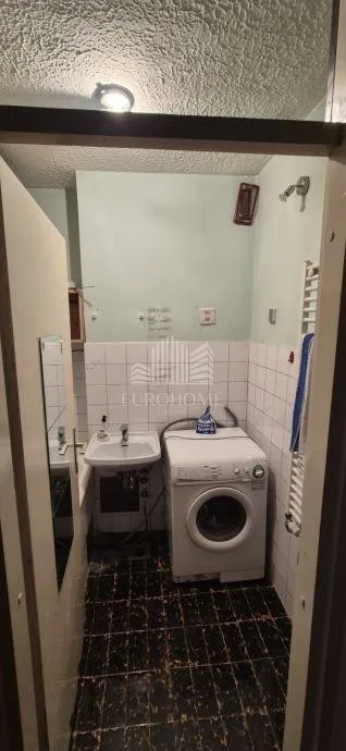 stan u centru sesveta, 72m2, odlična lokacija - slika 16