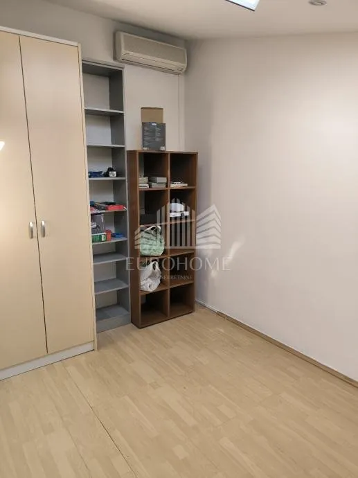 poslovni prostor površine 421m2 - trnje - - slika 15