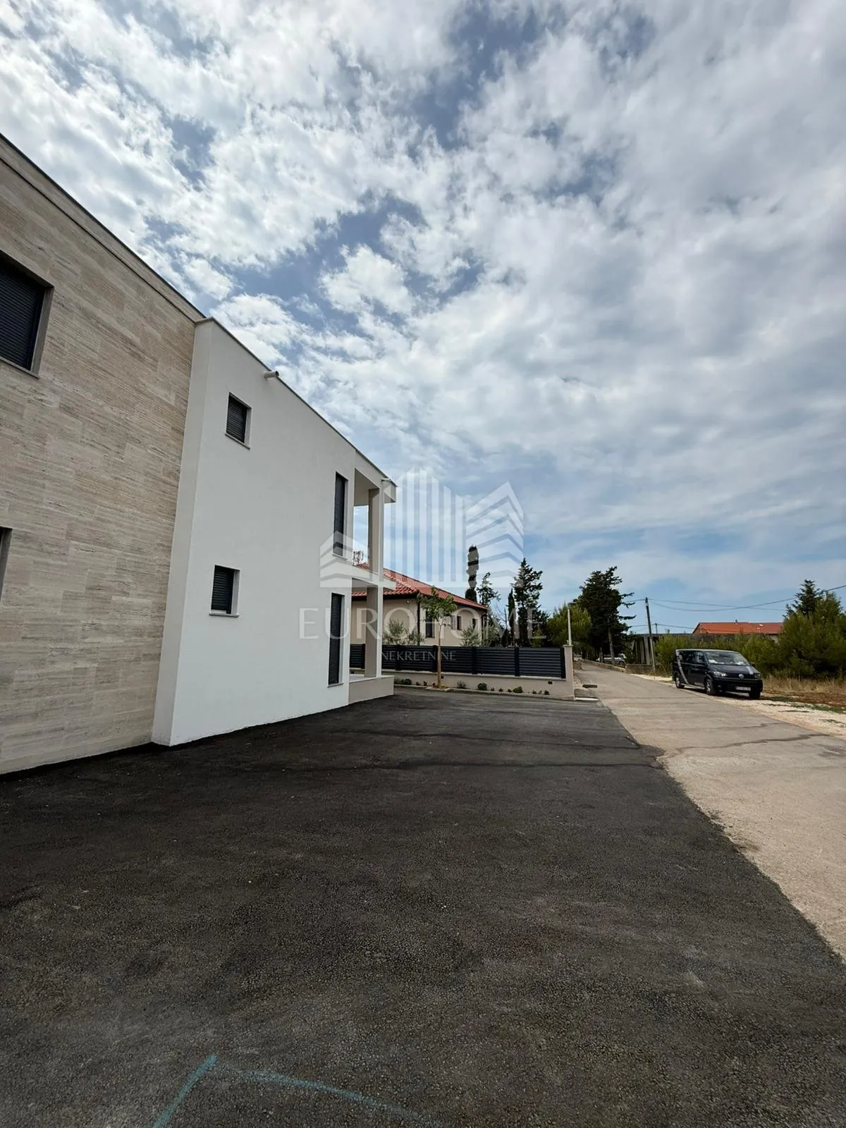 privlaka, odlična prilika ! novogradnja, prvi kat (78m2) - slika 3