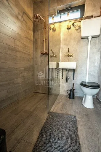 oaza mira uz šumu: dizajnerska kuća s vrhunskim uređenjem,42.60 m² - slika 14