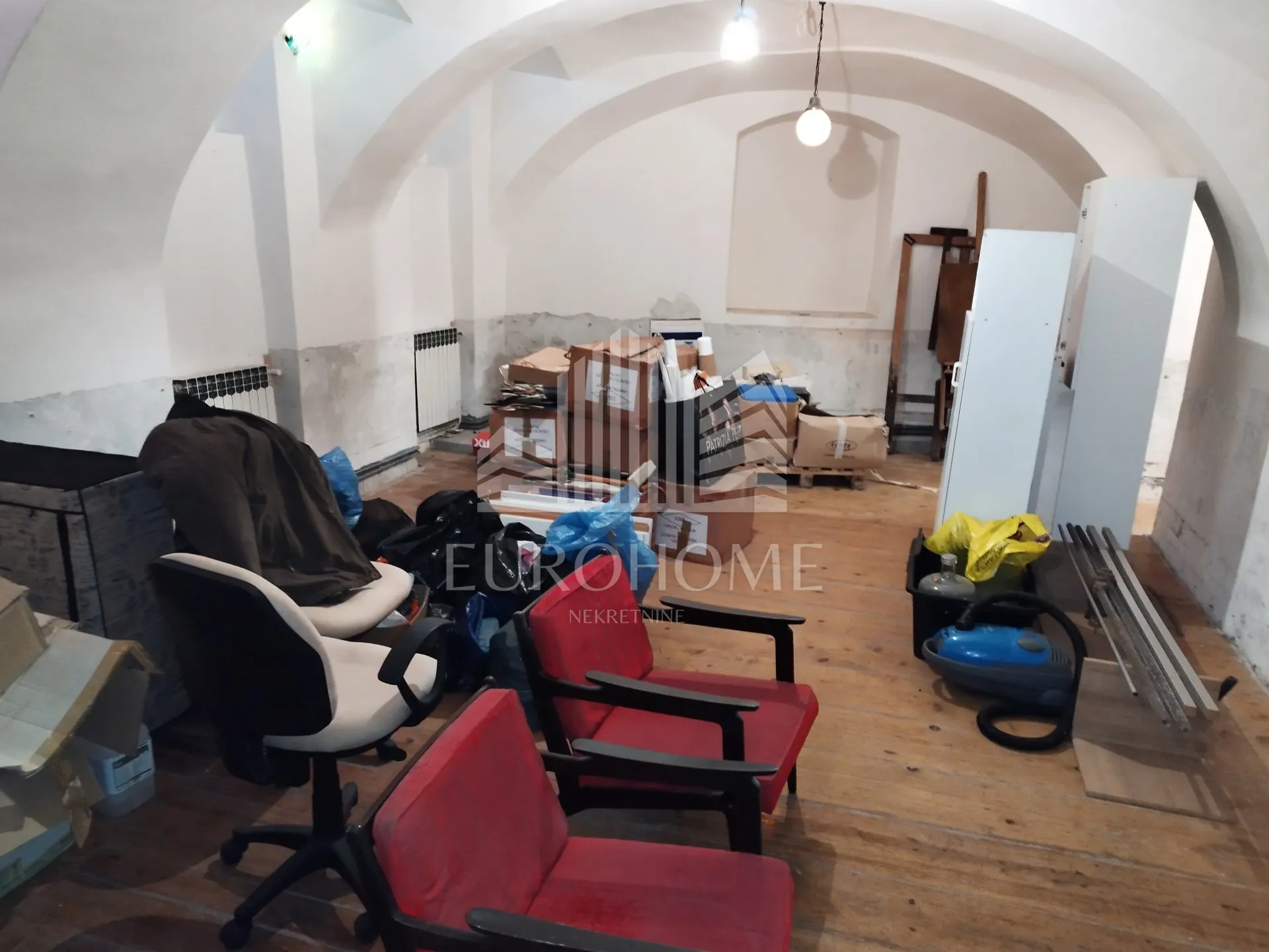stan 35m2, veliki podrumski prostor75m2 u novoj vesi(medveščak) - slika 11