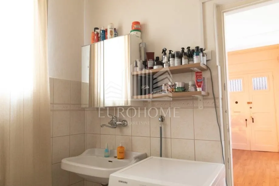 širi centar, ilica, sv.duh, renoviran trosoban stan, 88 m2 - slika 17