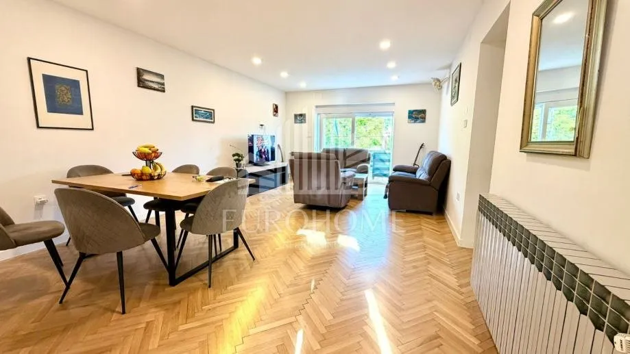 adaptiran stan 97m2 s terasom i parkingom 2988€/m2- mirna l (prodaja) - slika 1