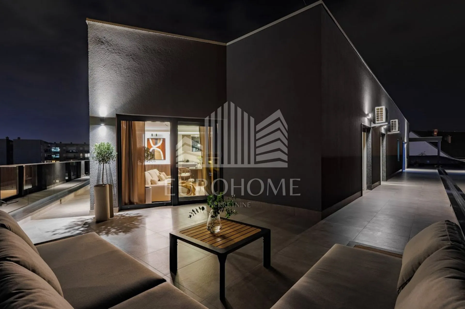 penthouse 191,40m²+107m² terasa, zagrebačka cesta - slika 14