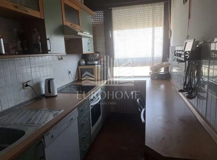 Stan, Špansko, 63.00 m2 + Loggia - Zagreb
