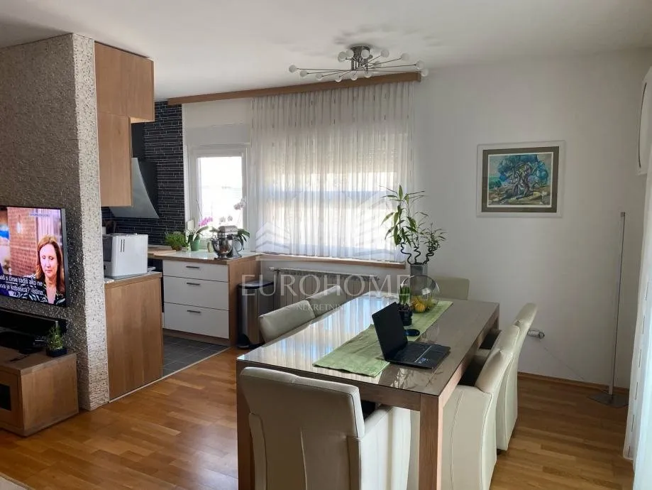 potpuno namješten suvremen 4s stan + dvije garaže + spremište, 110 m2, huberttova - slika 4