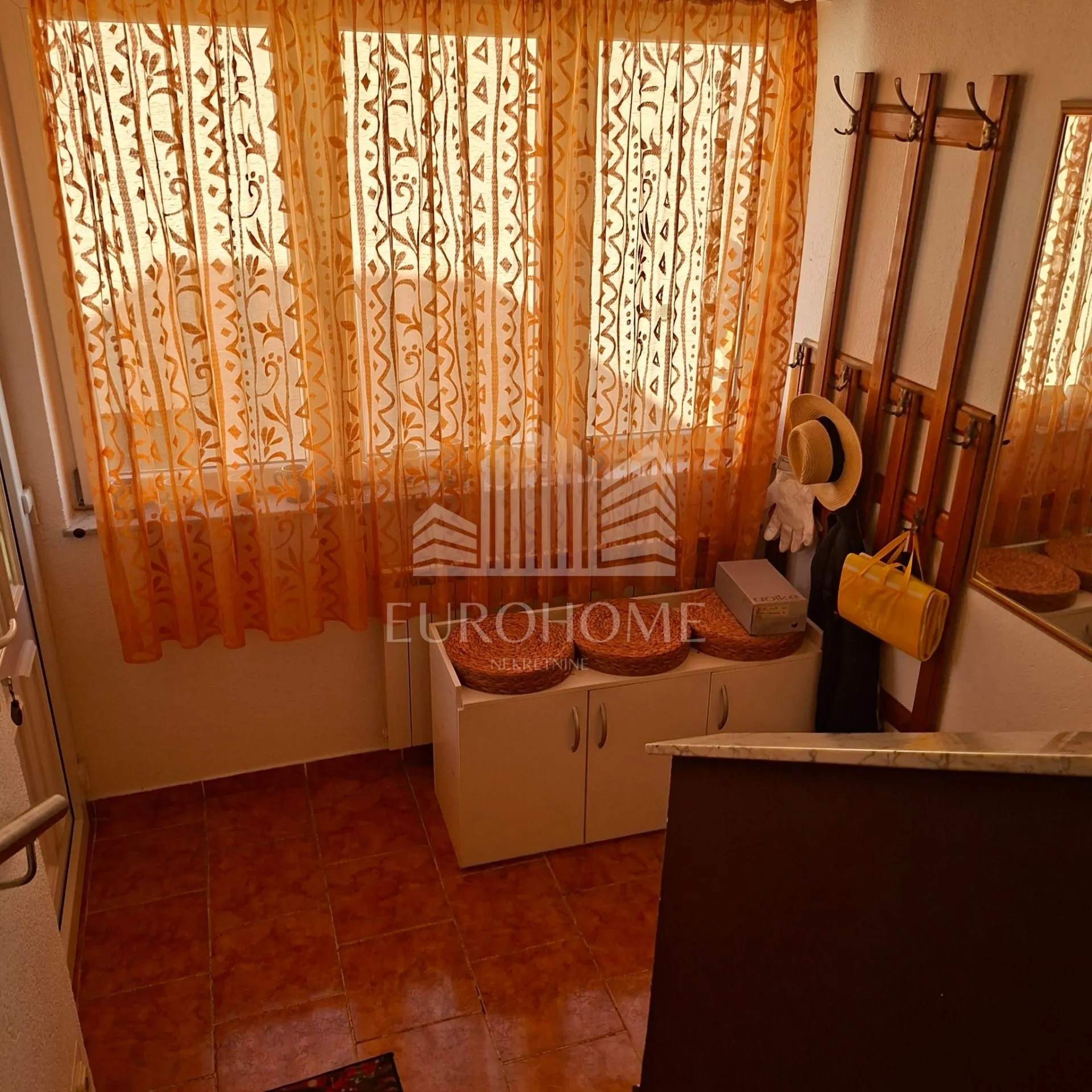 prostrana obiteljska kuća u mošćenici – 387 m² - slika 12