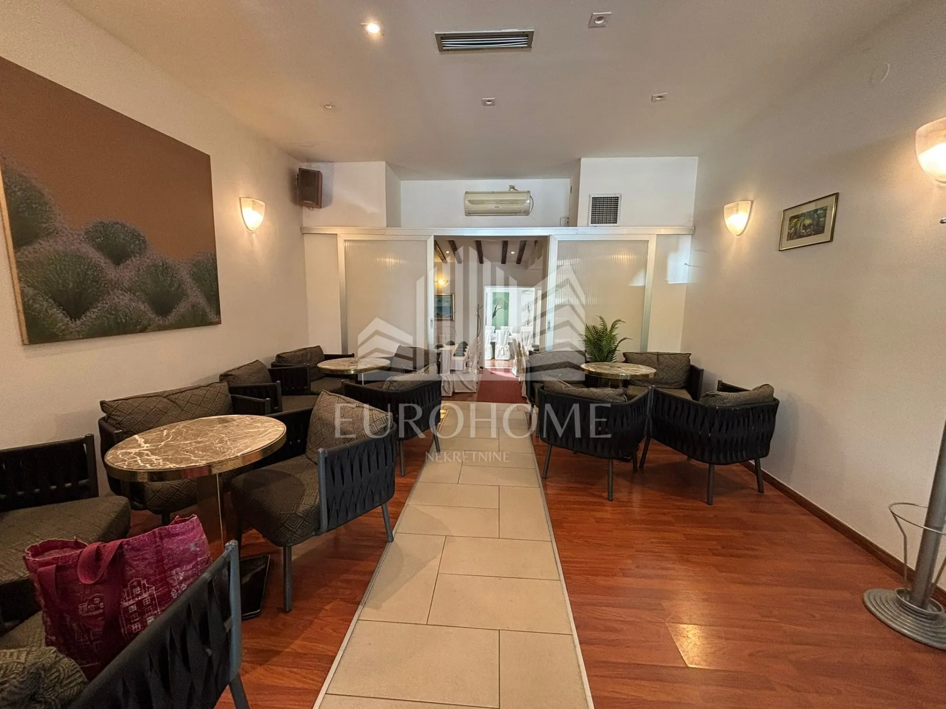 poslovni prostor 160m2, opremljen kao restoran - trnje - - slika 5