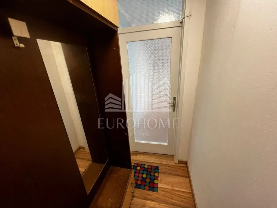 folnegovićevo naselje – potpuno renoviran stan 50 m², 3700€/m2 - slika 11