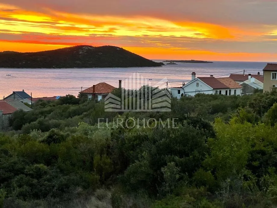 Dugi otok, Soline,građ.zemljište s pogledom na more;1314m2 - Soline, Sali