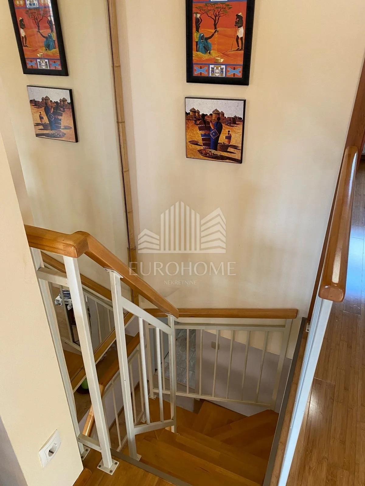 petrčane- šarmantan apartman, vrt, 119m2 - slika 19
