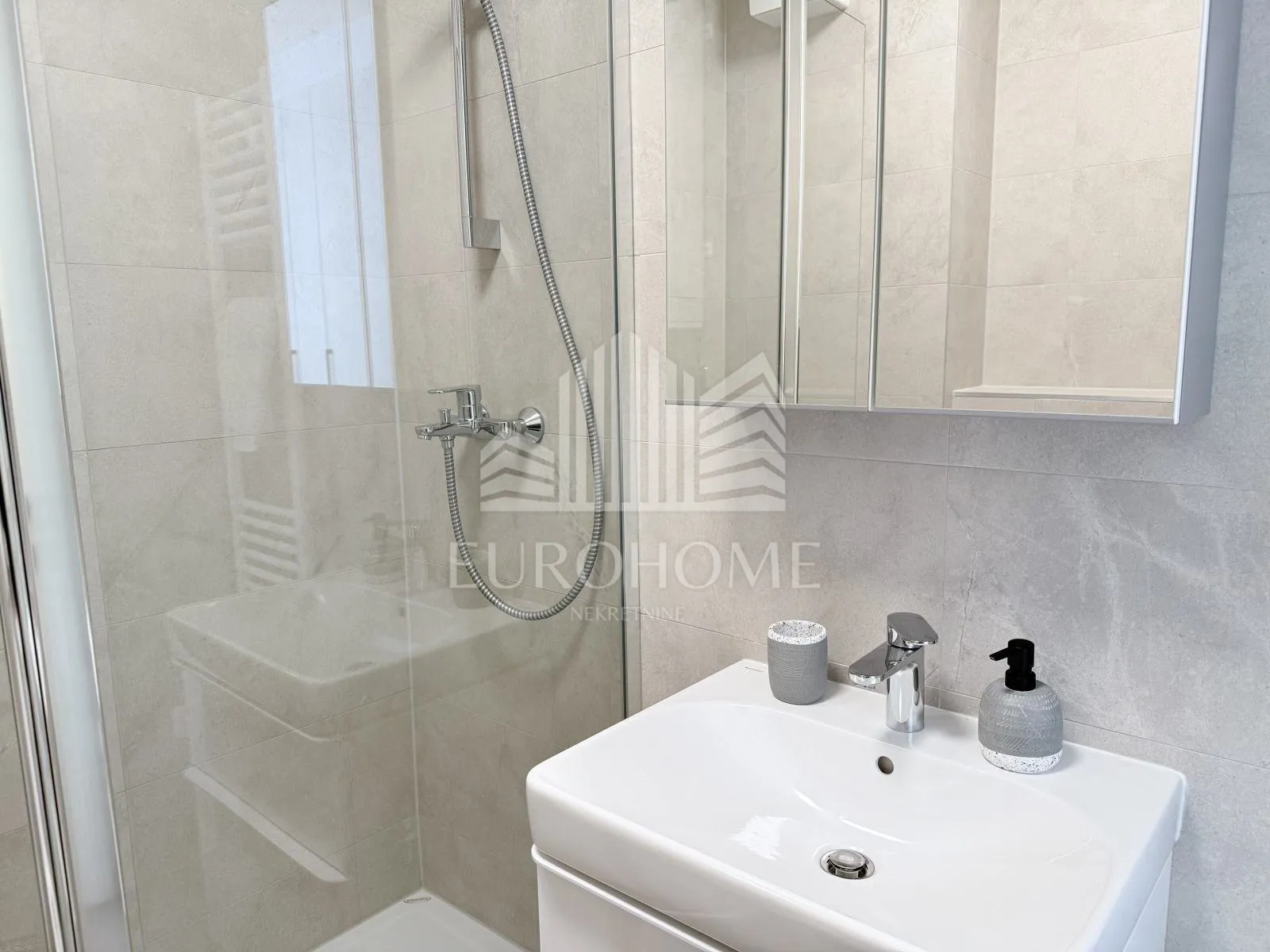 zadar- višnjik- novogradnja, dvosoban stan, 62m2 - slika 10