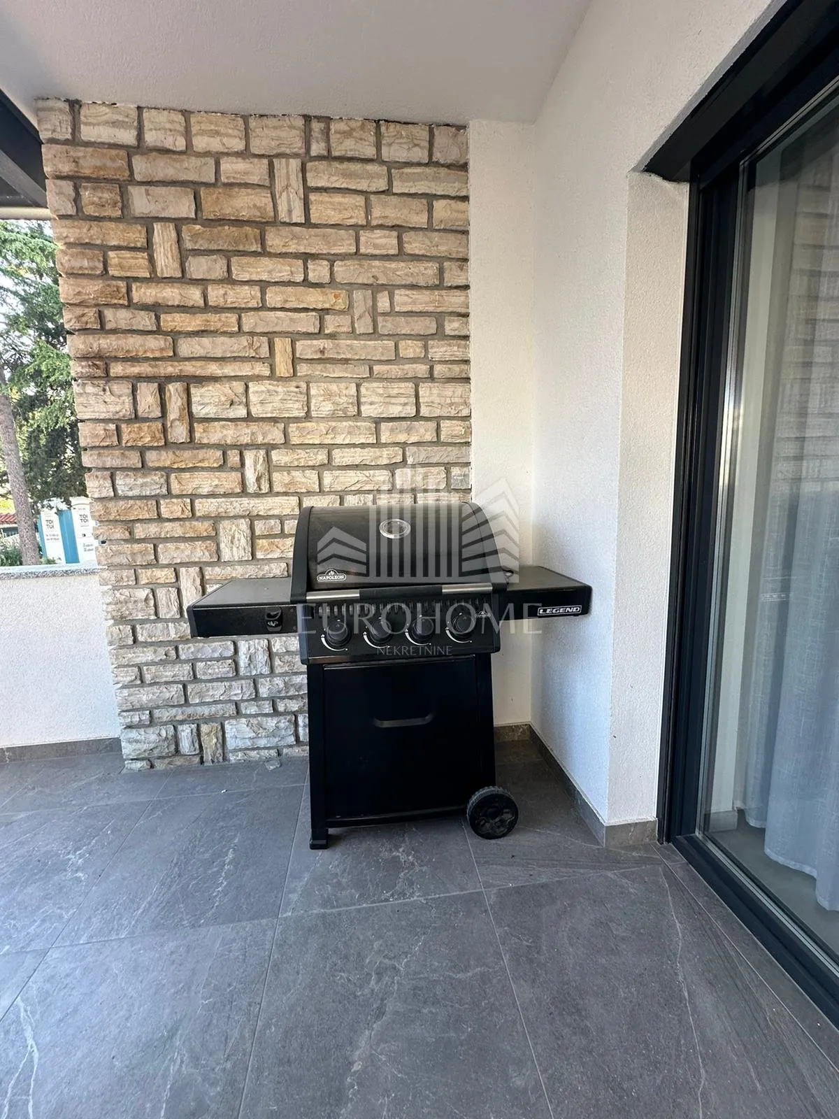 šibenik-vodice luksuzan kompletno namješten stan142.418m2 - slika 35