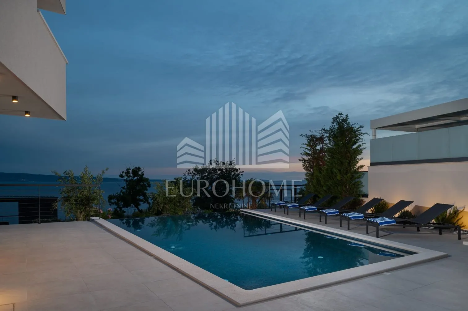 split, podstrana, urbana villa 300m od mora - slika 50