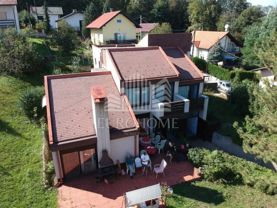 samobor kuća-panoramski pogled 340.00 m2 - slika 12