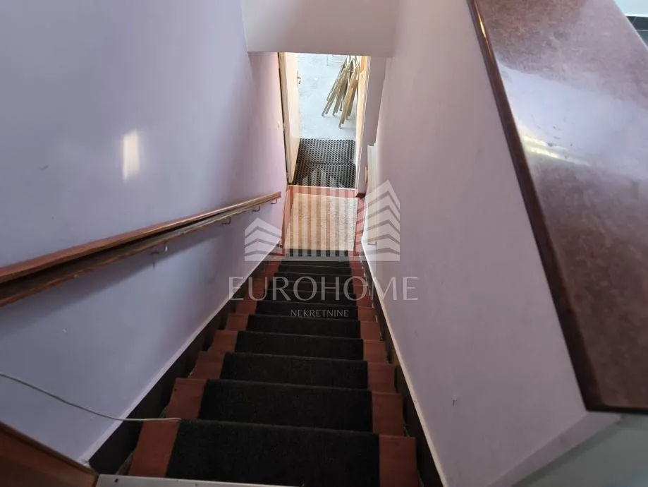 poslovni prostor površine 421m2 - trnje - - slika 18